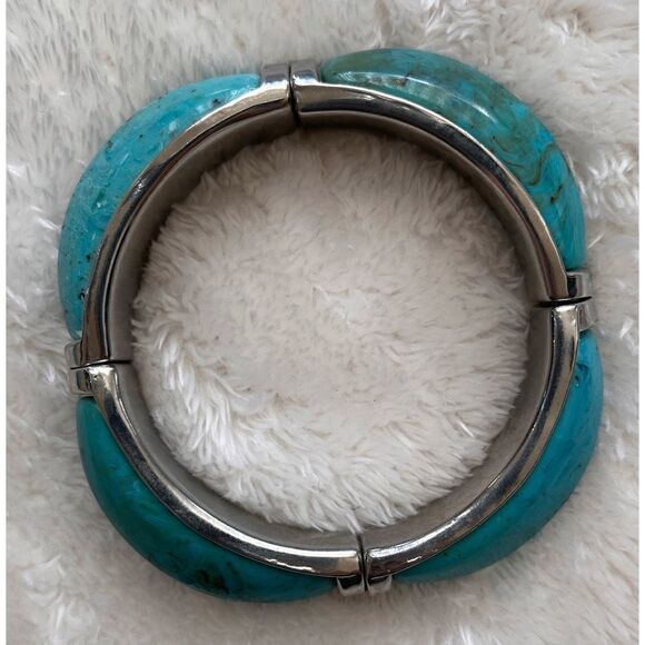 Cookie Lee Turquoise Necklace & Bracelet Set - Picture 6 of 7